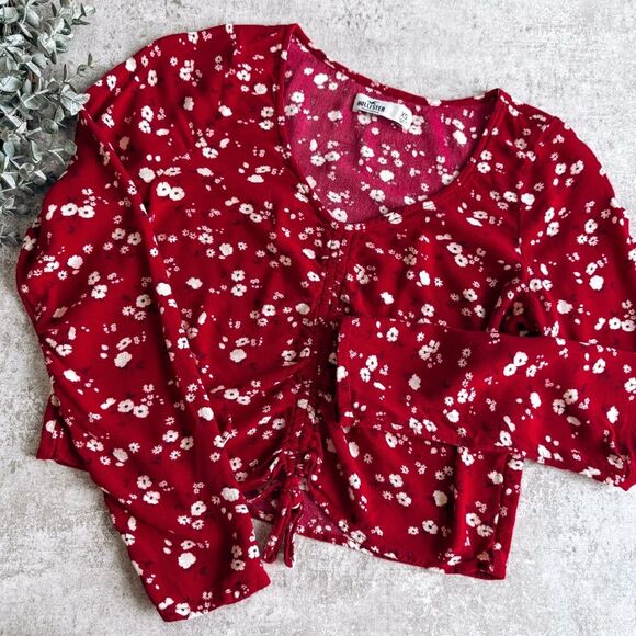Hollister Red Floral Print Long Sleeve Cropped Top Size XS - Picture 1 of 5
